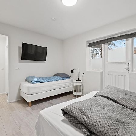 Acco Guesthouse Акурейрі Екстер'єр фото
